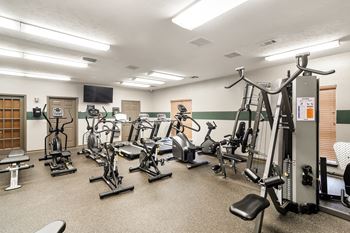 World-Class Fitness Center at Highpointe Apartment Homes, Mississippi