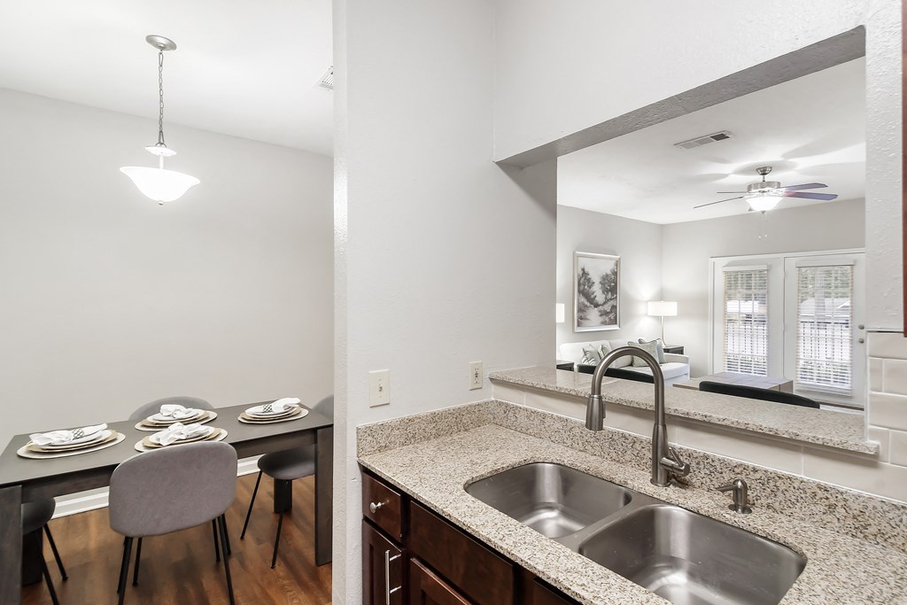 Open Concept Kitchen at Highpointe Apartment Homes, Brandon, Mississippi