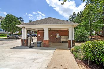 Car wash and pet wash at Legacy Apartment Homes in Ridgeland, MS
