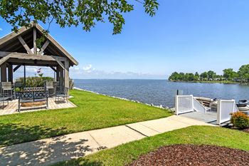 Fishing Pier/boat dock  at Lakeshore Pointe Apartment Homes, Brandon