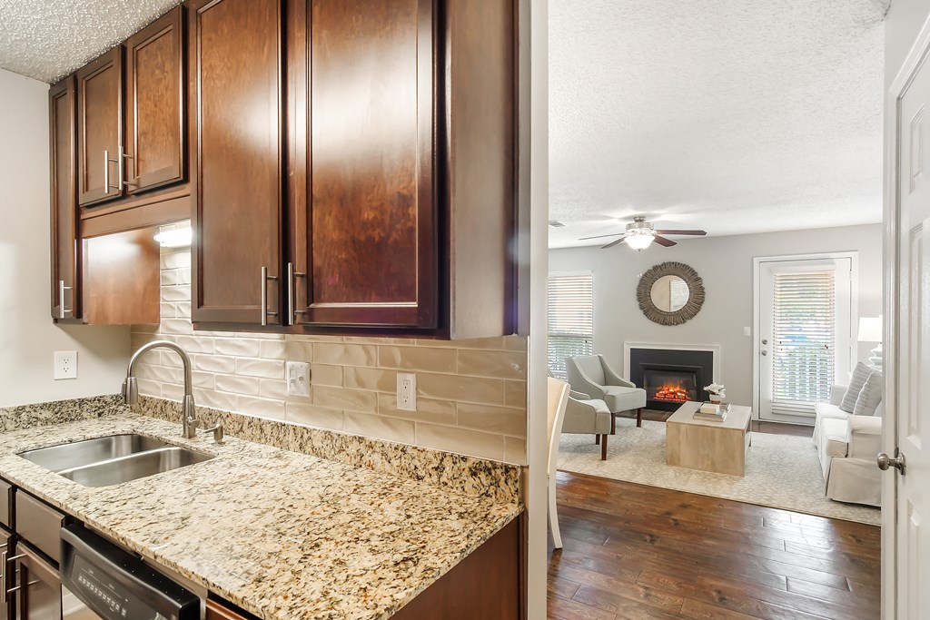 Sink With Faucet at Lakeshore Pointe Apartment Homes, Mississippi, 39047