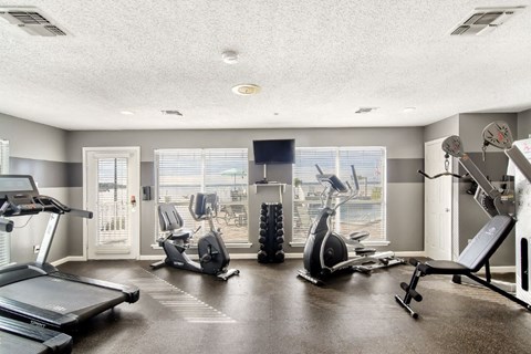 the preserve at ballantyne commons community fitness center with treadmills and elliptical machines