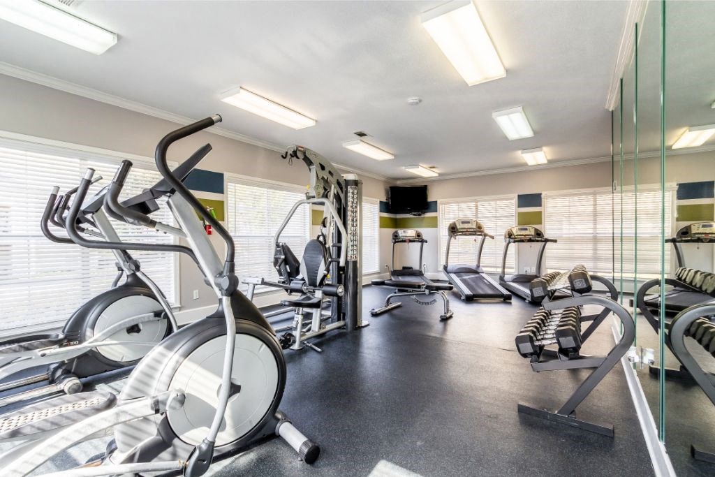 State of the Art Fitness Center at The Vineyard at Castlewoods Apartment Homes, 39047