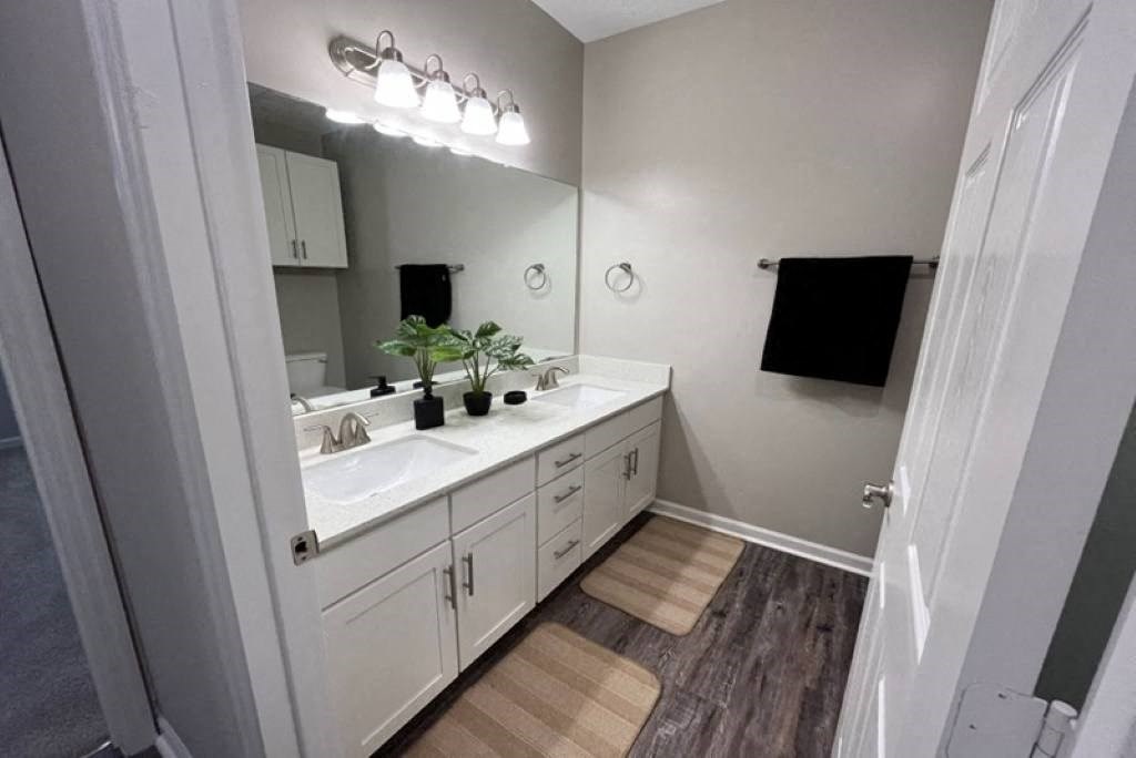 Bathroom Fittings at Carlton Park Apartment Homes, MS, 39232
