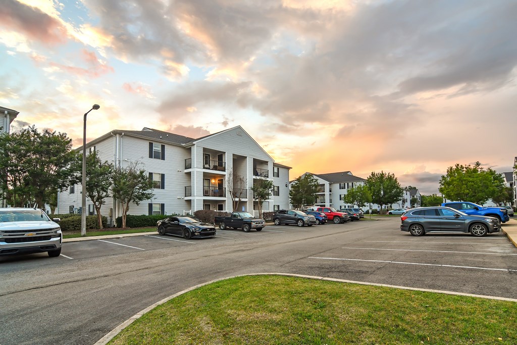 the preserve at ballantyne commons apartments parking lot at Avalon Apartment Homes, Mississippi