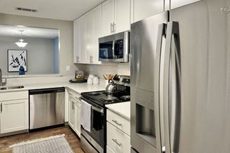 Kitchen Fittings at Reserve at Park Place Apartment Homes, Hattiesburg, Mississippi, 39402