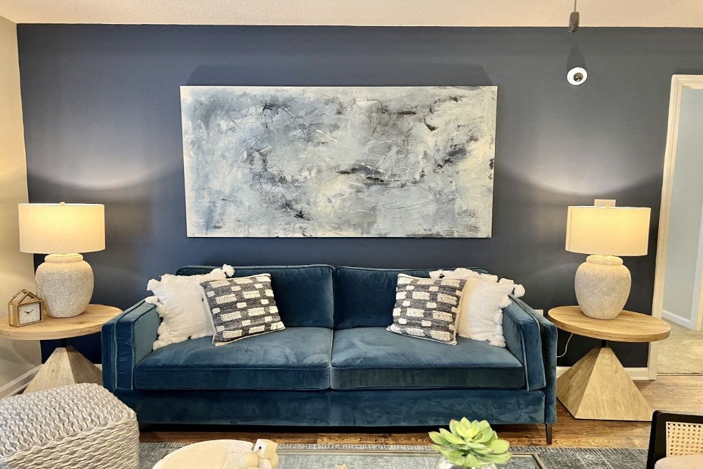 Large Living Room at Reserve at Park Place Apartment Homes, Hattiesburg, MS, 39402