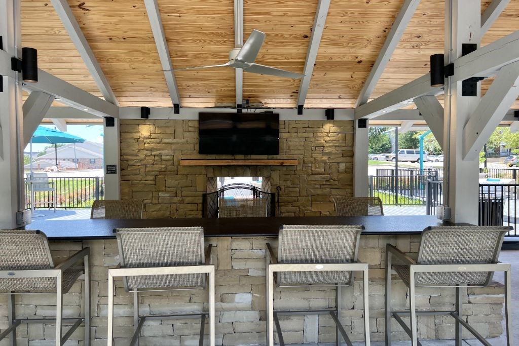 Luxury Outdoor Gazebo at Reserve at Park Place Apartment Homes, Hattiesburg, Mississippi