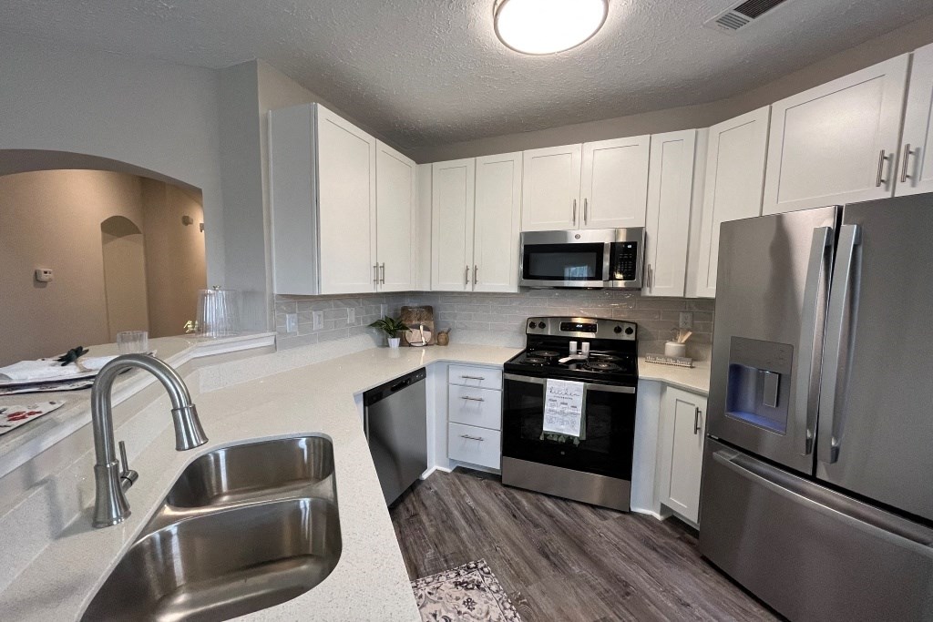 Newly Renovated Kitchen  at Carlton Park Apartment Homes, Flowood, Mississippi, 39232