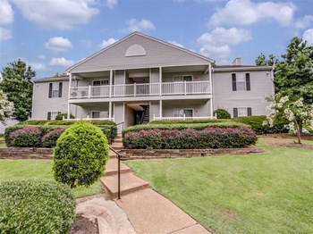 Apartment Buildings Apartment Buildings at The Plantation Apartment Homes, Olive Branch, MS - Photo Gallery 2