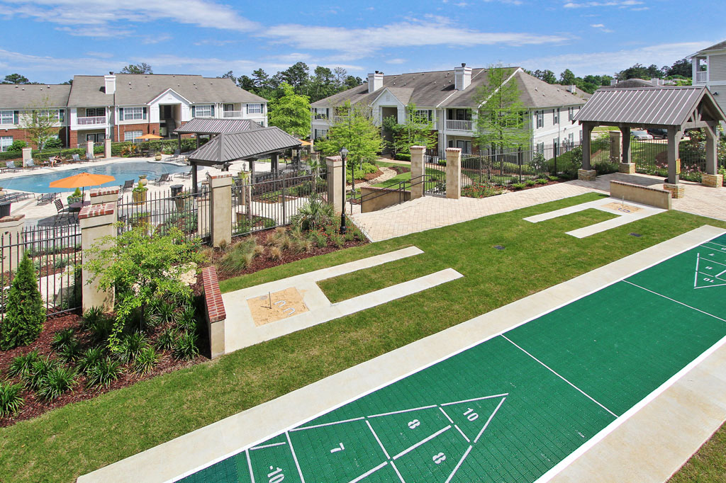 Shuffleboard and Horseshoe Game at Legacy Apartment Homes, Ridgeland, MS, 39157