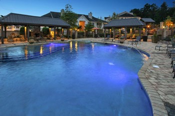 Pool with Fountains at Legacy Apartment Homes, Ridgeland, MS - Photo Gallery 13