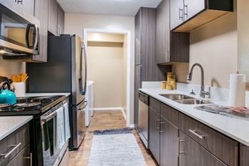 Kitchen Fittings at Parkwest Apartment Homes, Hattiesburg, Mississippi