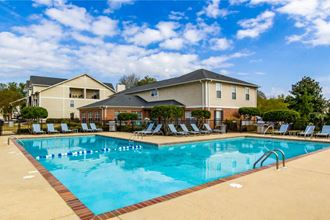 Resort Style Pool at The Vineyard at Castlewoods Apartment Homes, Brandon, Mississippi
