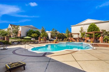 Resort Style Pool Resort Style Pool at Reserve at Park Place Apartment Homes, Hattiesburg, MS - Photo Gallery 3