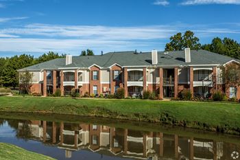 Buildings Exterior View  at Quail Ridge Apartment Homes, Bartlett, 38135