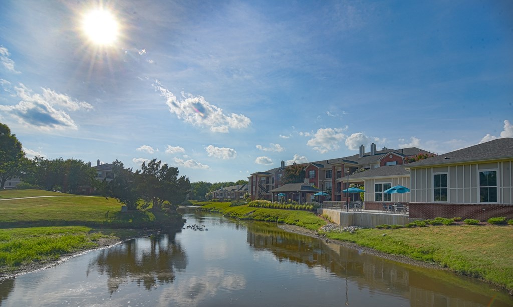 Pond View at Quail Ridge Apartment Homes, Bartlett