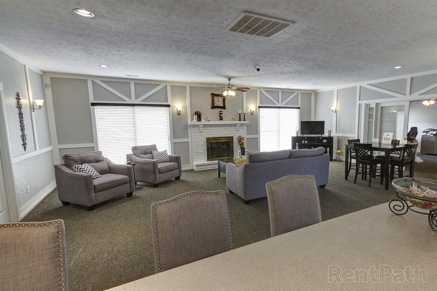 Ample Sitting Space In Clubhouse at Lake Camelot Apartments, Indiana, 46268