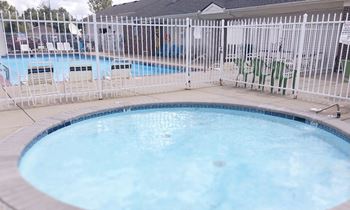 Children’s Pool at Walnut Creek Apartments, Indiana