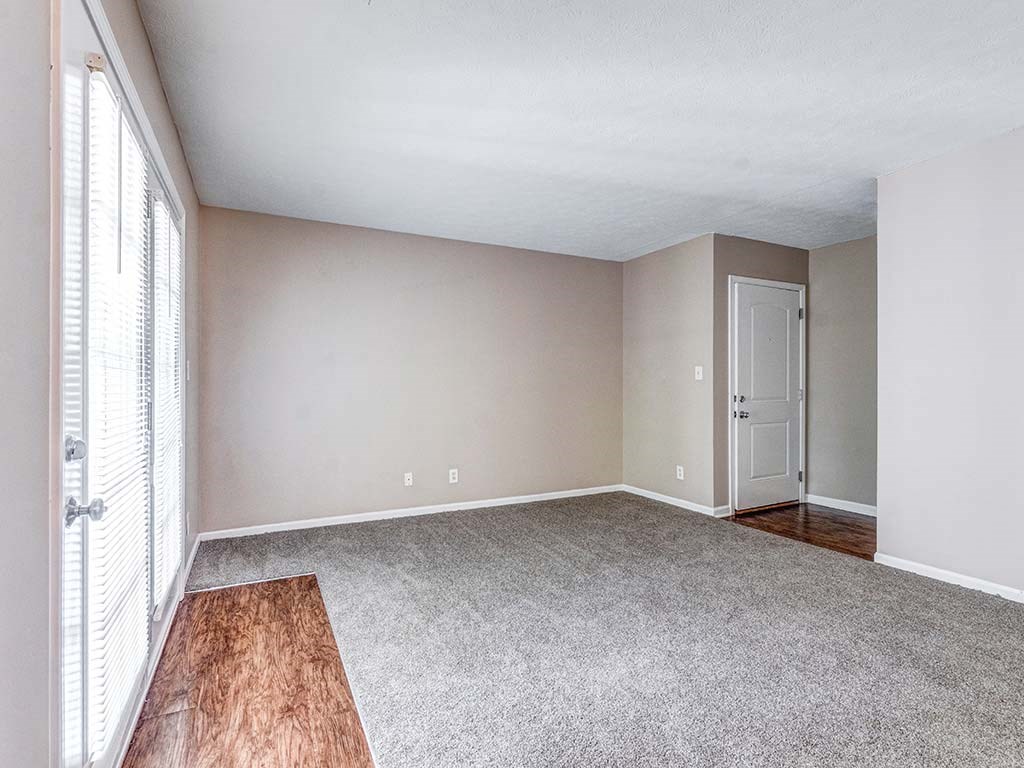 Spacious living room at HUB of New Albany, New Albany