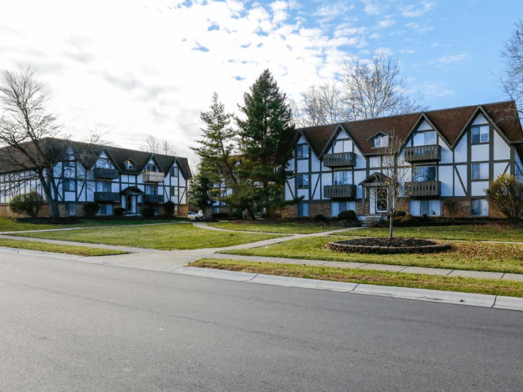 Camelot East Apartments, 1400 Sherwood Drive, Fairfield, OH RentCafe