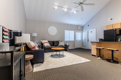 Community Clubroom at Crestview at Louisville Apartments, Louisville, 40217