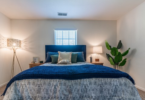 Large Comfortable Bedrooms at Bexley Village, Indiana, 46143