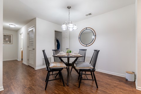 Dining room at Barton Farms in Greenwood, IN 46143