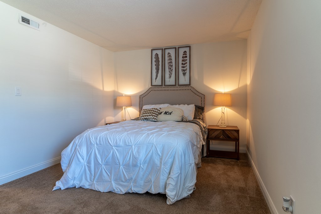Beautiful Bright Bedroom at Hamilton Square Apartments, Westfield, IN