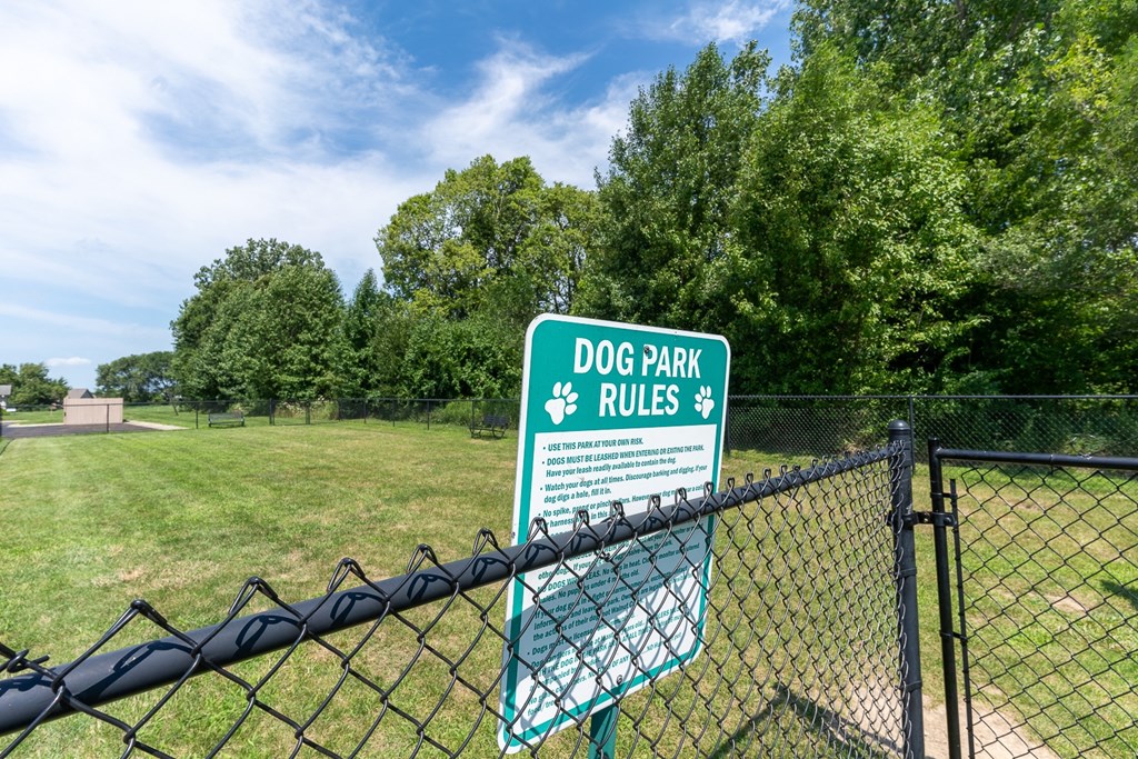 Paw Park at Walnut Creek Apartments, Kokomo, Indiana