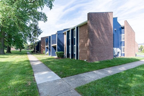 Sidewalk at Crestview at Louisville Apartments, Louisville, KY