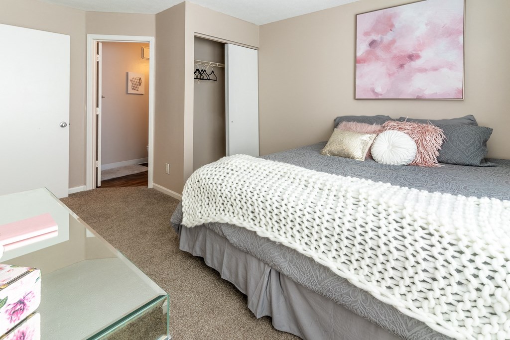 Bedroom Interior at HUB of New Albany Apartments, Indiana