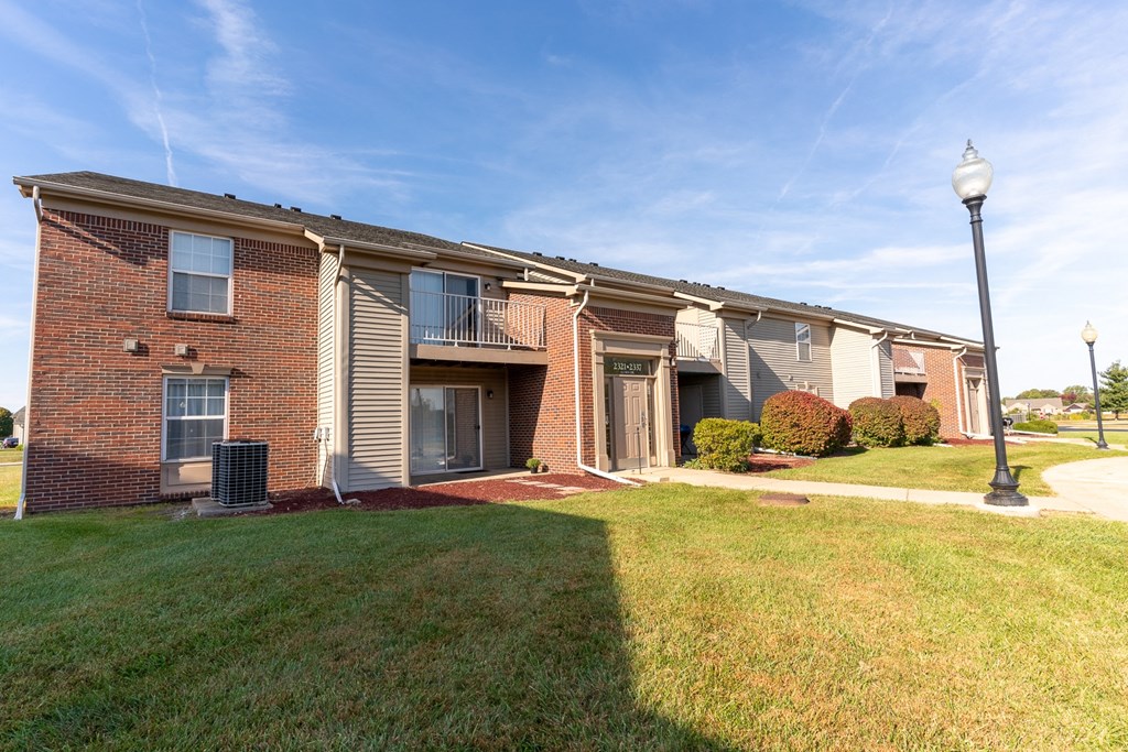 Lush Green Outdoors at Walnut Creek Apartments, Kokomo, IN