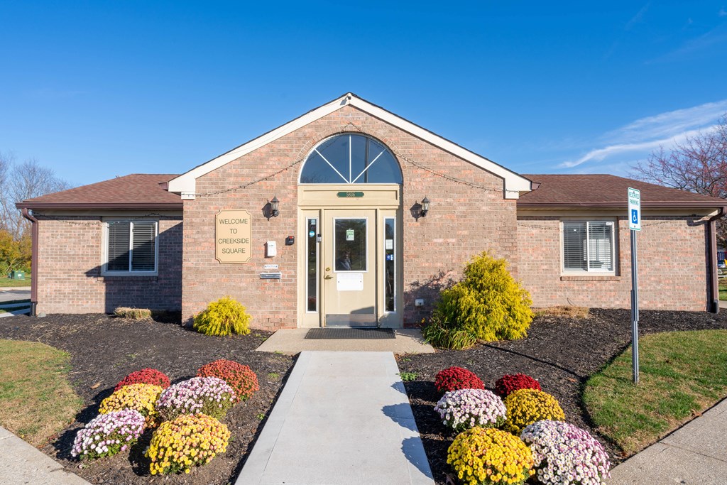 Clubhouse Exterior at Creekside Square Apartments, Indianapolis, IN