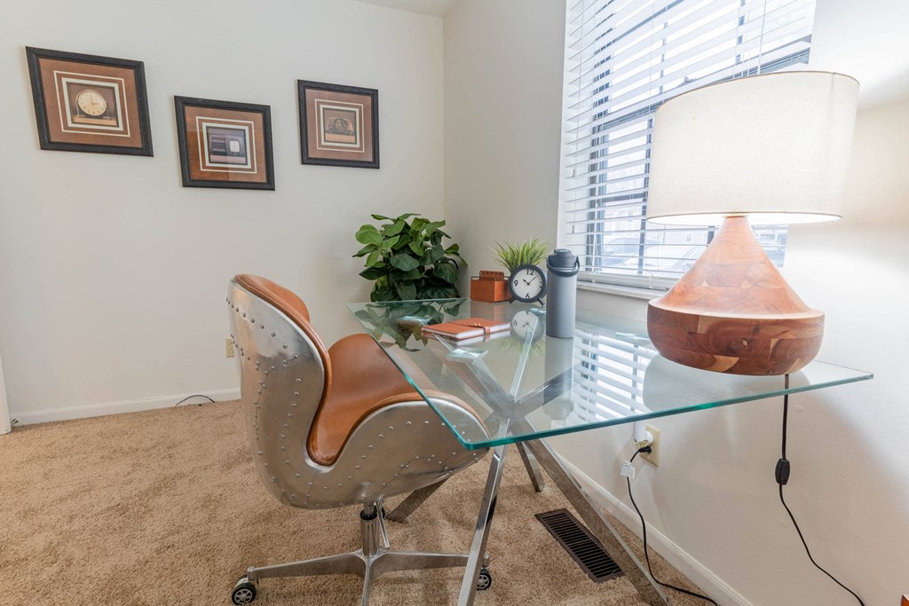Work Desk at Sandstone Court Apartments, Greenwood, IN, 46142