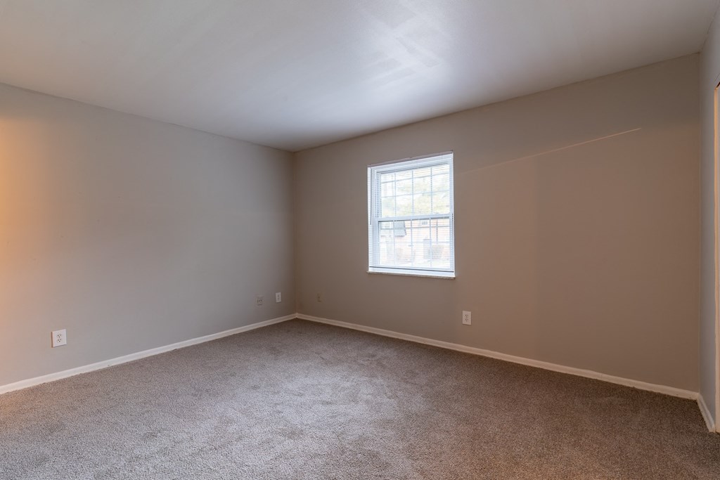 Carpeted Bedroom at Olde Towne Apartments, Ohio