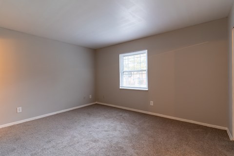 Carpeted Bedroom at Olde Towne Apartments, Ohio