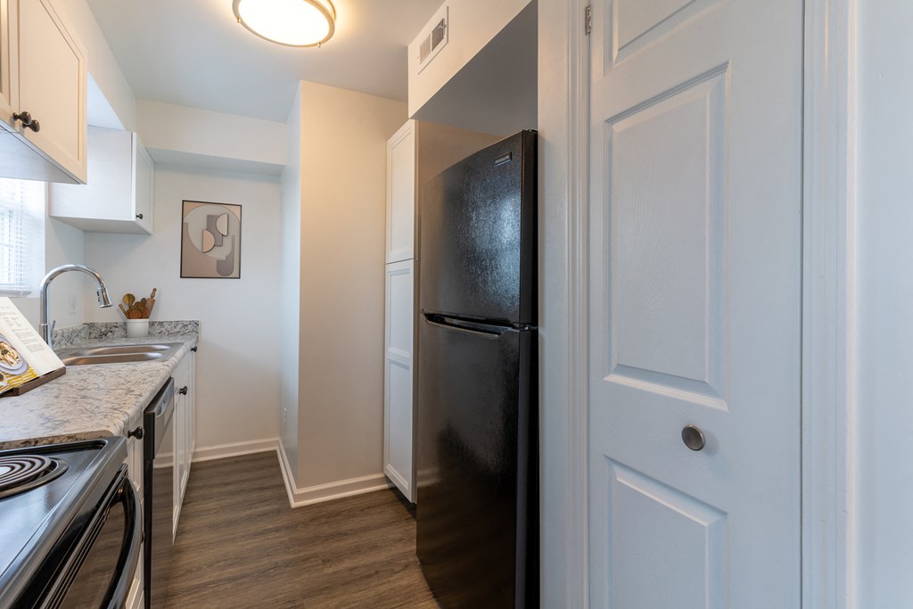 Spacious Kitchen at Olde Towne Apartments, Middletown