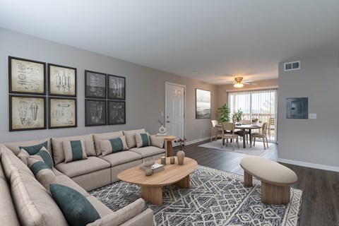 Living Room With Dining Area at Olde Towne Apartments, Middletown, OH, 45042