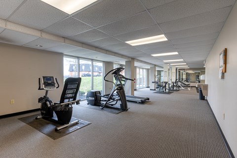 Modern Fitness Center at Olde Towne Apartments, Middletown, Ohio