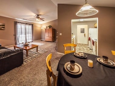 1630 Saddle Lane 1-2 Beds Apartment for Rent - Photo Gallery 1