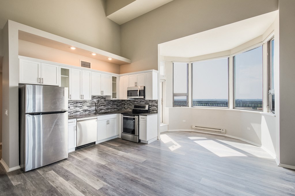 Open Kitchen Floor Design at Park Heights by the Lake Apartments, Illinois, 60649