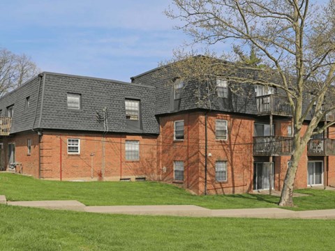 Apartment building at Olde Towne Apartments in Middletown, OH