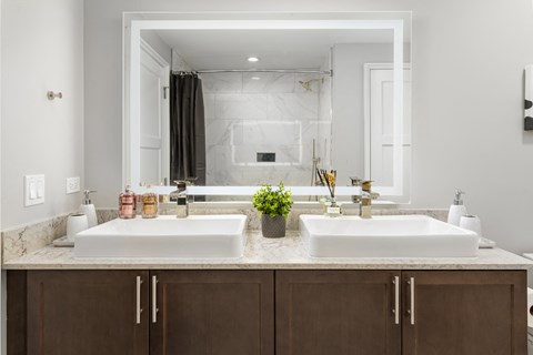 Park Heights By The Lake Apartments