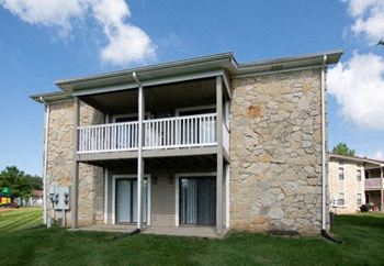 Short Term Lease at Sandstone Court Apartments, Greenwood