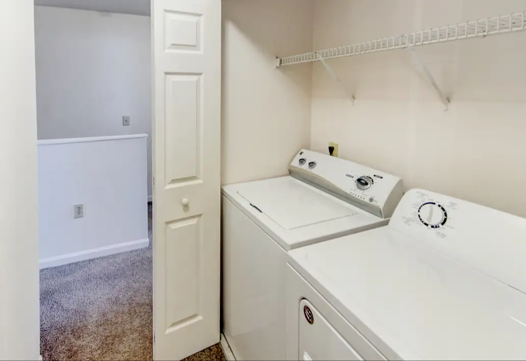 Washer & Dryer In Every Apartment at Walnut Creek Apartments, Kokomo