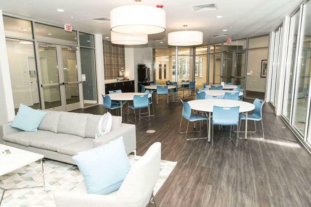 Resident Lounge at The Whit Apartments, Indianapolis, IN, 46204