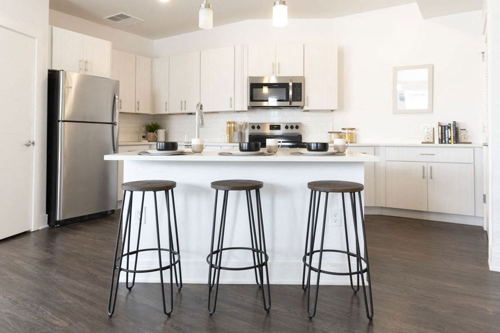 Kitchen Island Breakfast Bar at The Whit Apartments, Indianapolis, 46204