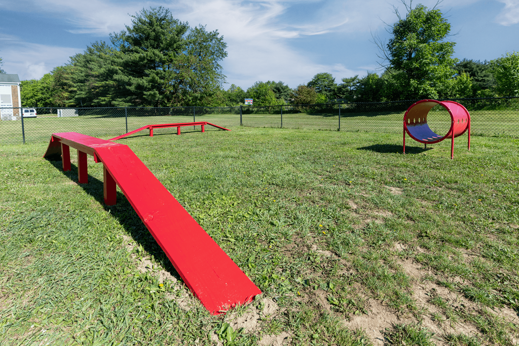 Park View at Pickwick Farms Apartments, Indianapolis