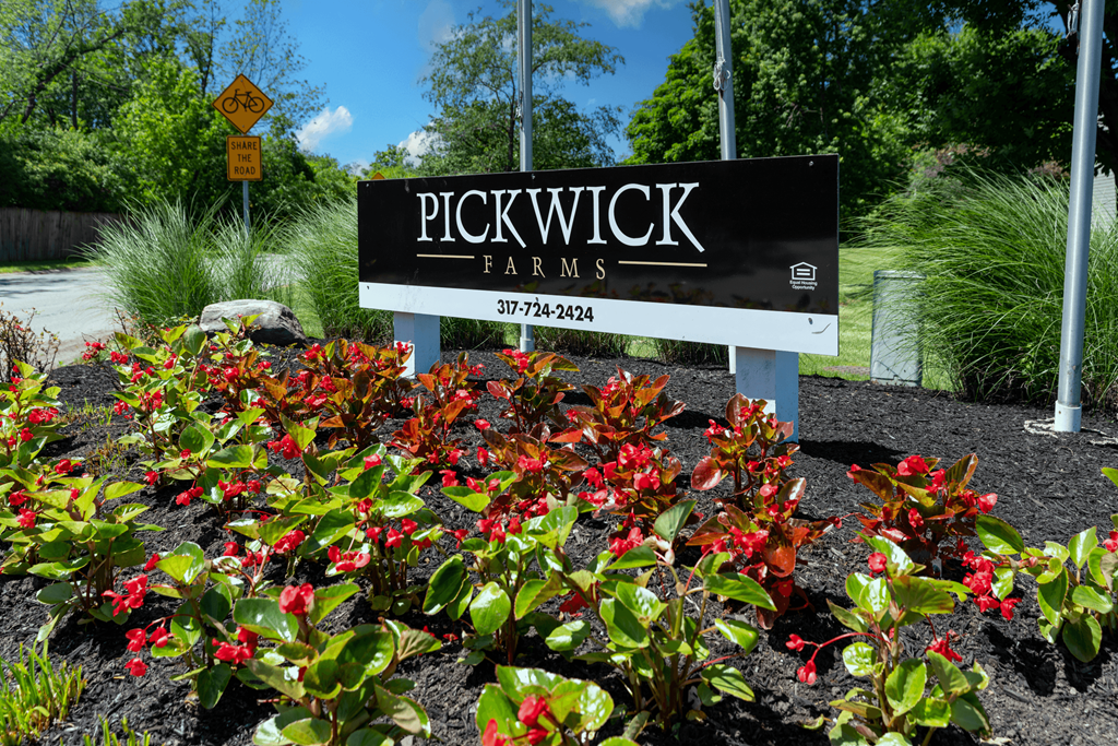 Welcoming Signage at Pickwick Farms Apartments, Indiana